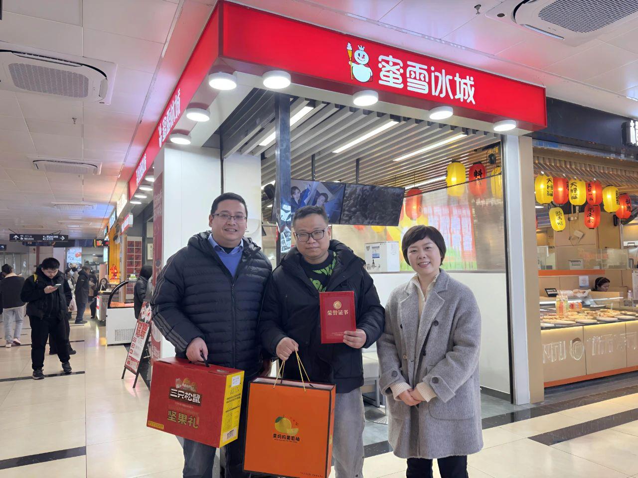 cdd742d7-ed6c-48fe-8a79-d9e48be674c1.jpg cdd742d7-ed6c-48fe-8a79-d9e48be674c1.jpg